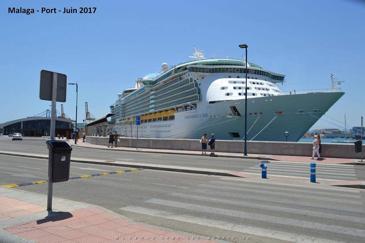 296- Malaga port.JPG
